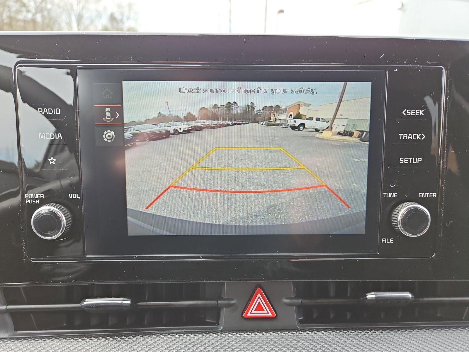 Used 2025 Kia Sportage LX image 30