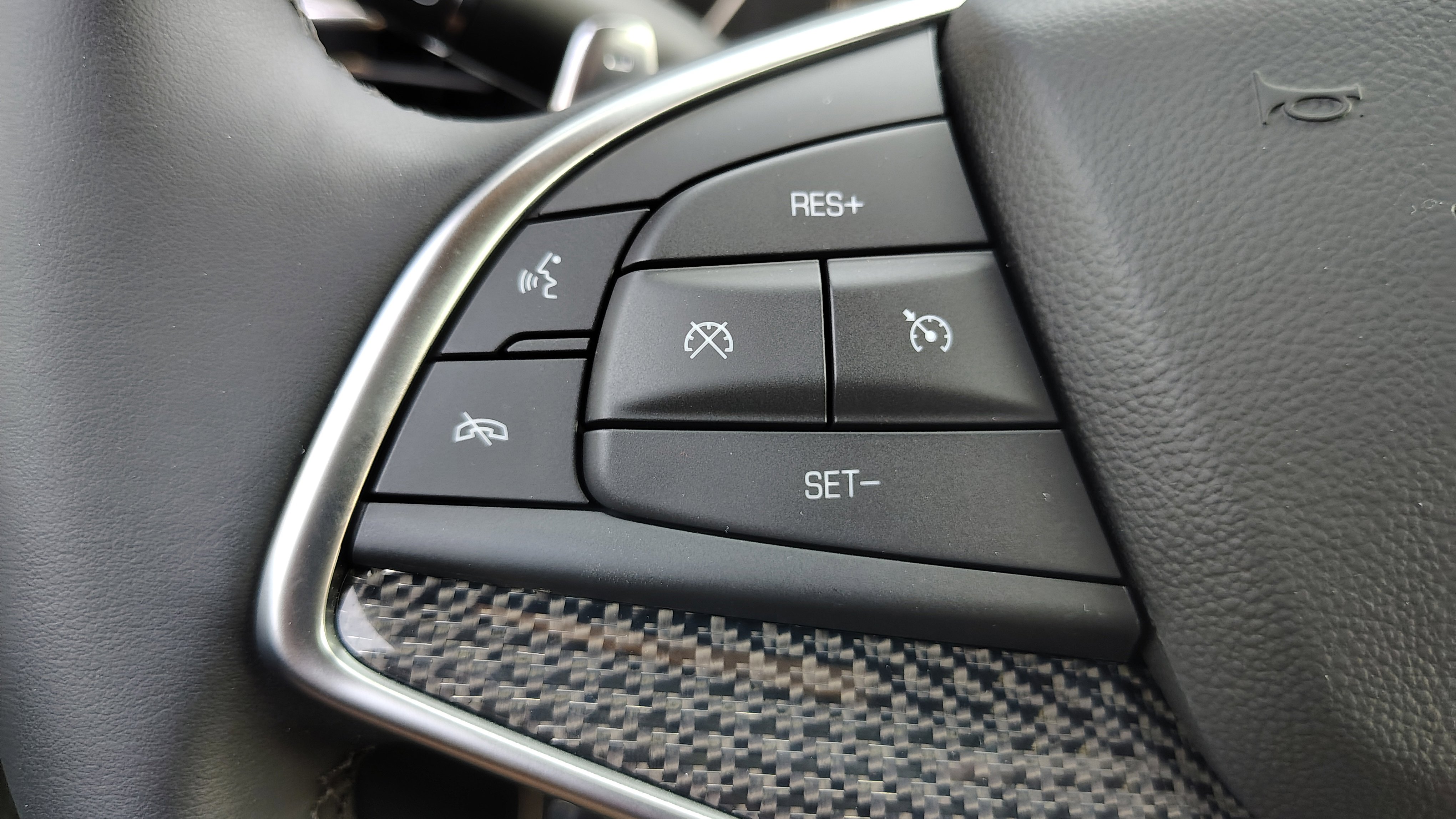 New 2025 Cadillac XT5 Sportv w/ Technology Package image 21