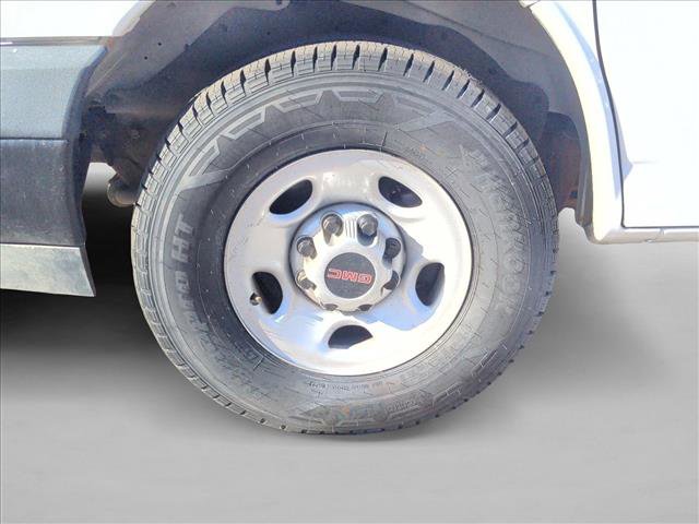 Used 2021 GMC Savana 3500 image 21