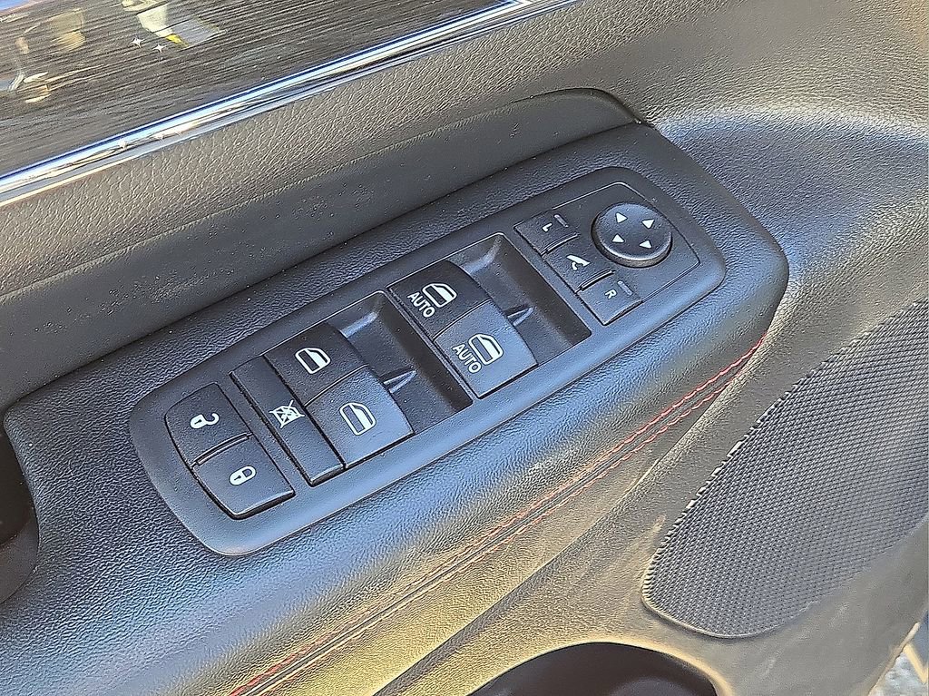 Used 2017 Jeep Grand Cherokee Trailhawk w/ Trailhawk Luxury Group image 24