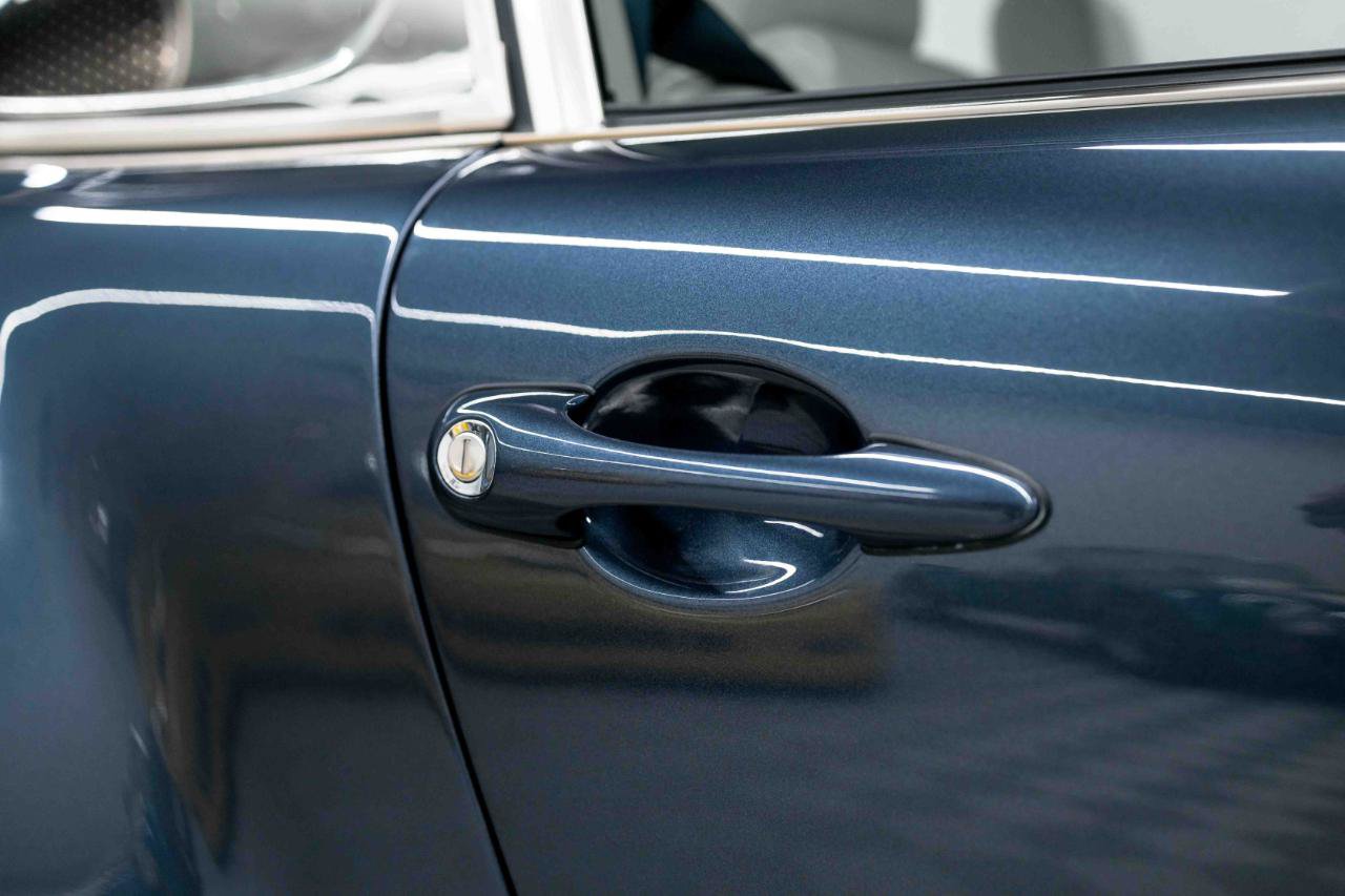Used 1991 Porsche 911 Carrera image 23