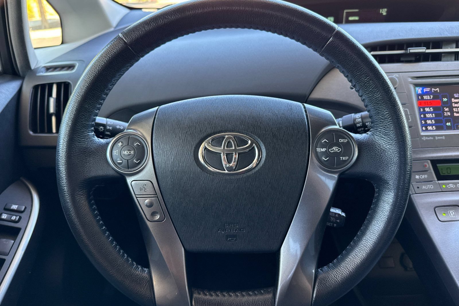 Used 2015 Toyota Prius Persona Series FWD image 32