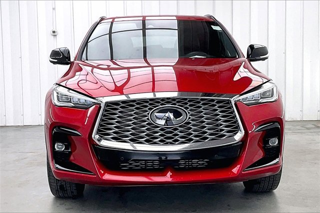 Certified 2024 INFINITI QX55 Essential image 3