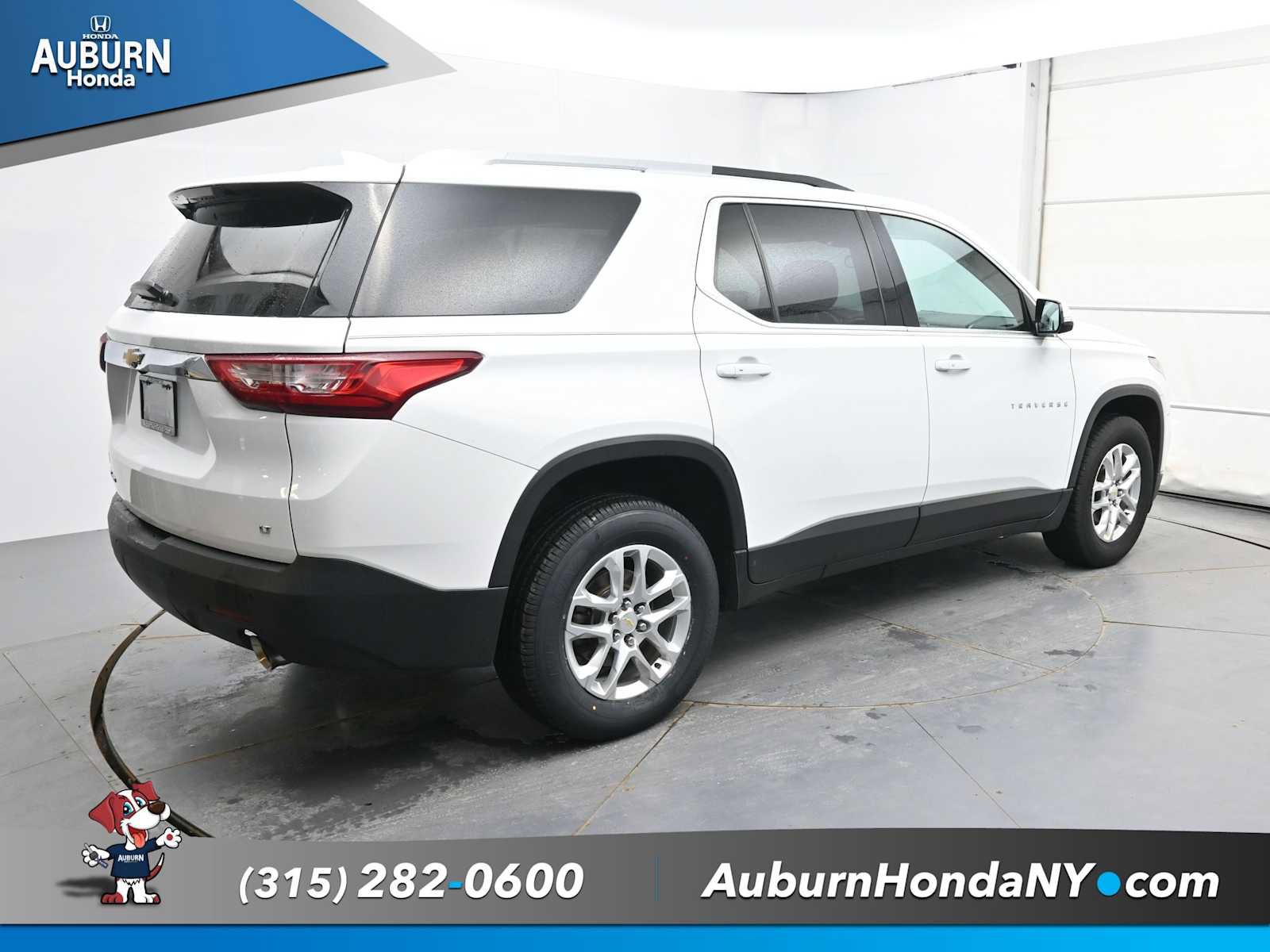 Used 2018 Chevrolet Traverse LT w/ LPO, Floor Liner Package image 13