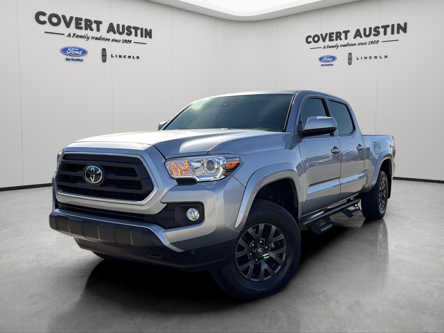 Used 2023 Toyota Tacoma SR5