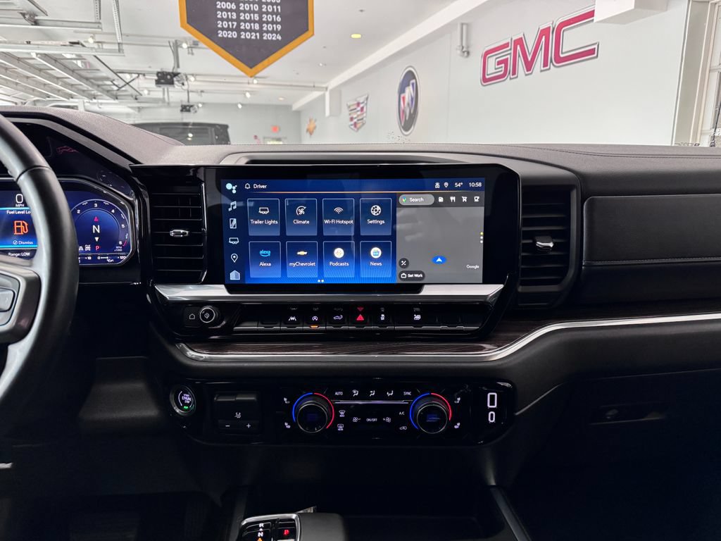 Certified 2024 Chevrolet Silverado 1500 RST w/ Protection Package AWD/4WD image 17