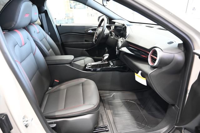 New 2026 Chevrolet Trax RS w/ Driver Confidence Package FWD image 10