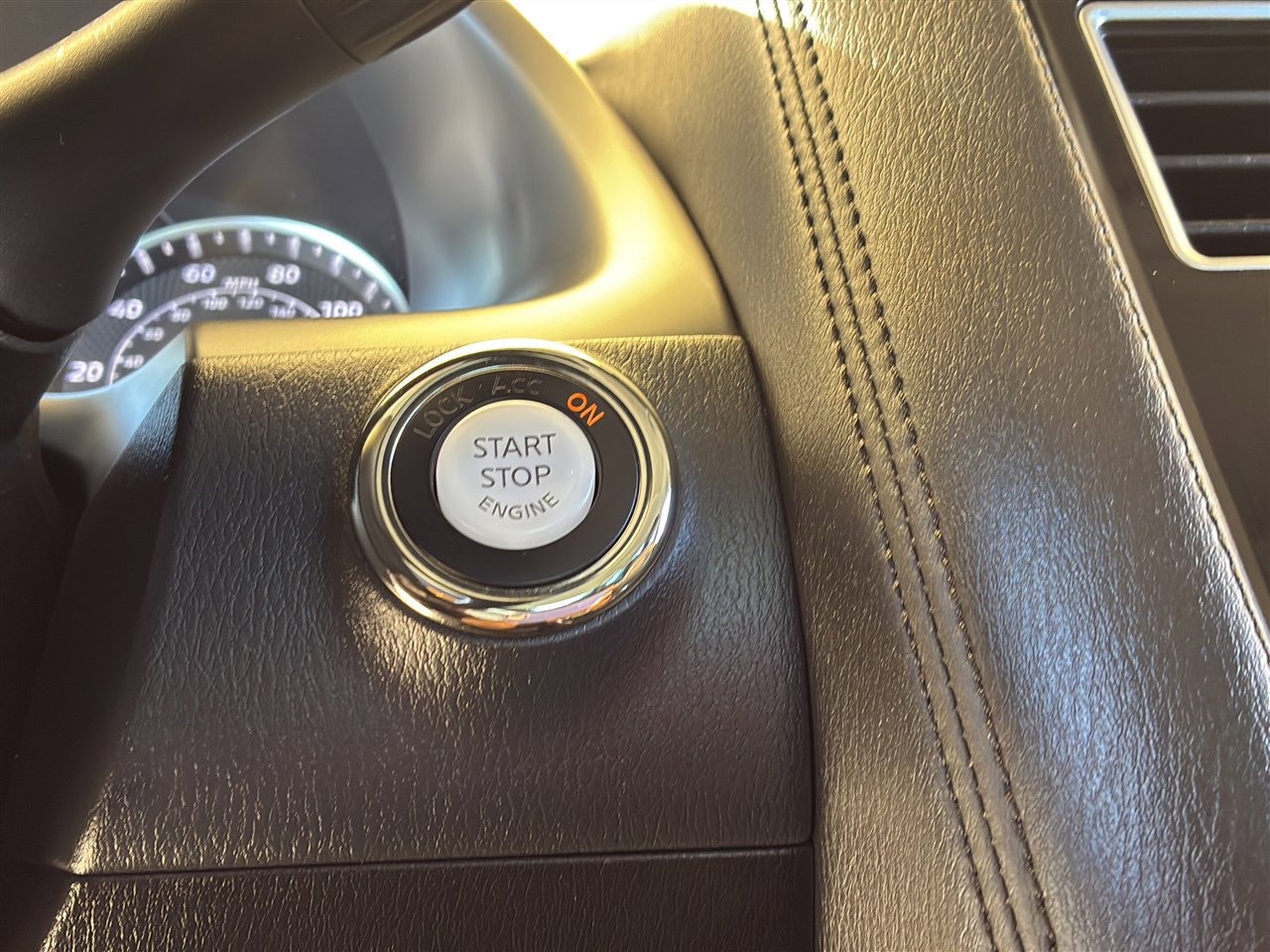 Used 2021 Nissan Armada SL w/ Captain's Chairs Package image 30