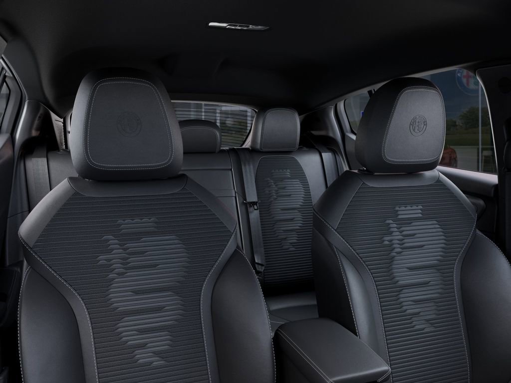 New 2025 Alfa Romeo Tonale AWD/4WD image 26