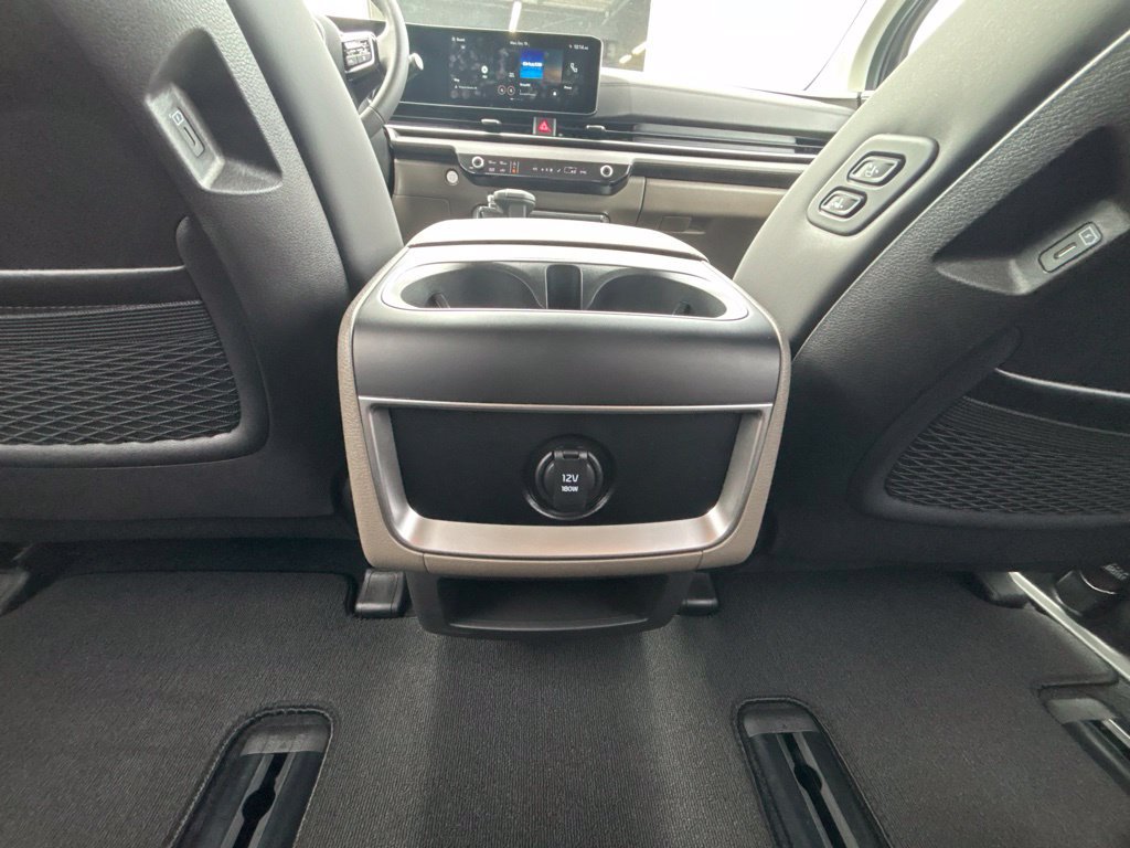 Certified 2026 Kia Carnival EX FWD image 15