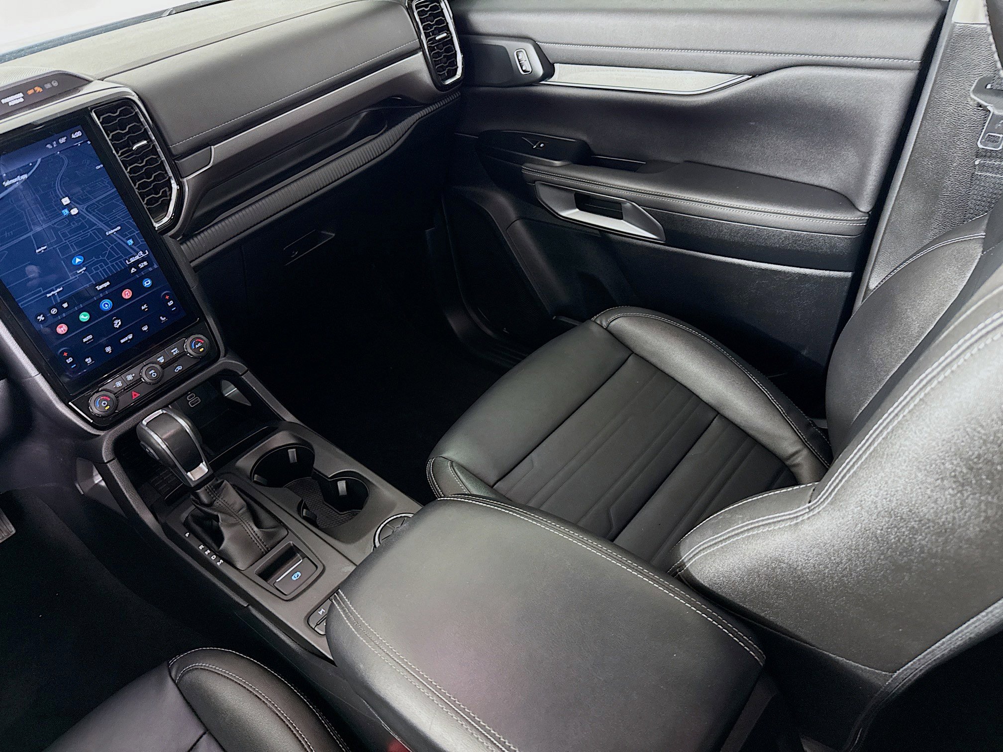 Used 2024 Ford Ranger Lariat w/ Advanced Towing Package image 28