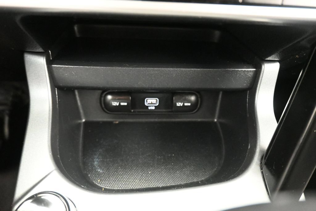 Used 2021 Kia Seltos S AWD/4WD image 21