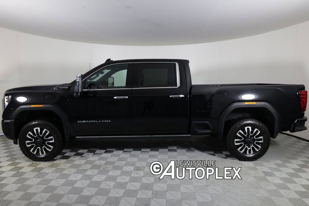Used 2024 GMC Sierra 3500 Denali Ultimate image 12