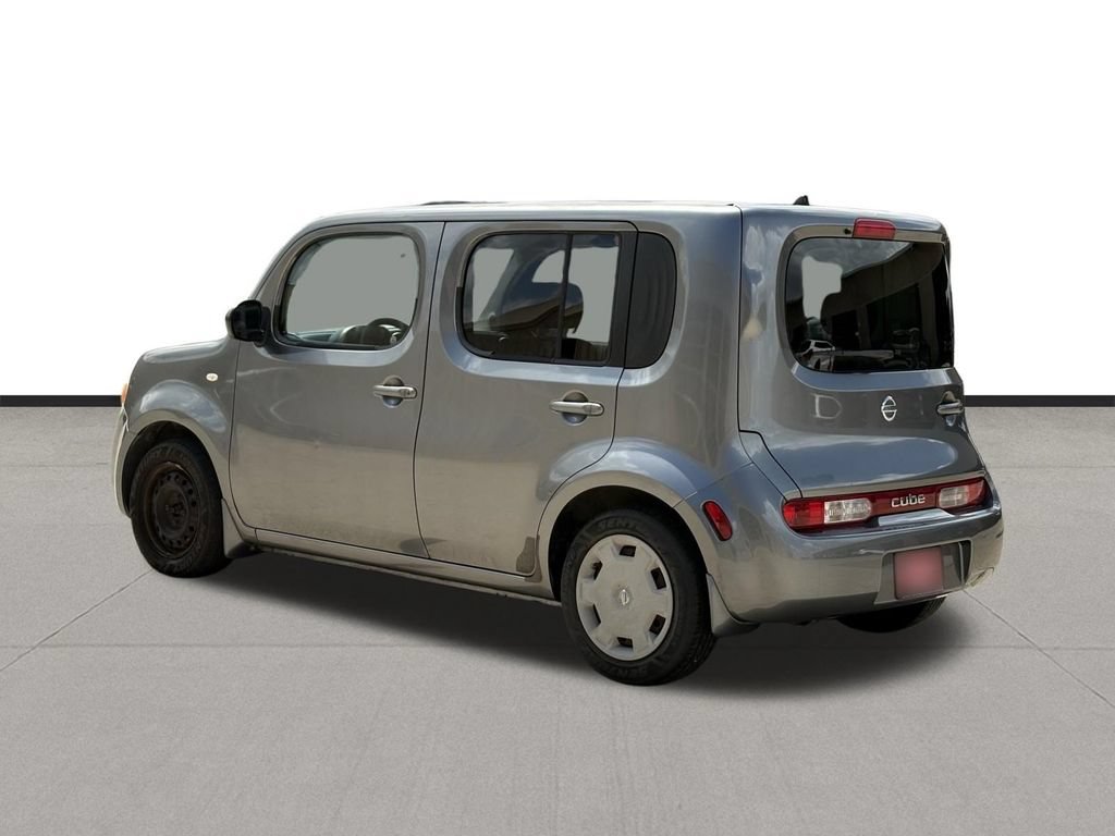 Used 2010 Nissan Cube 1.8 w/ Interior Designer Pkg FWD image 7