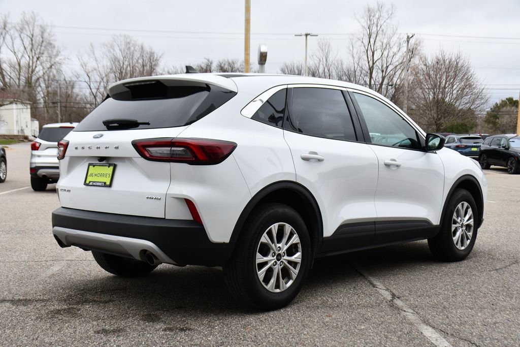 Used 2023 Ford Escape Active image 6
