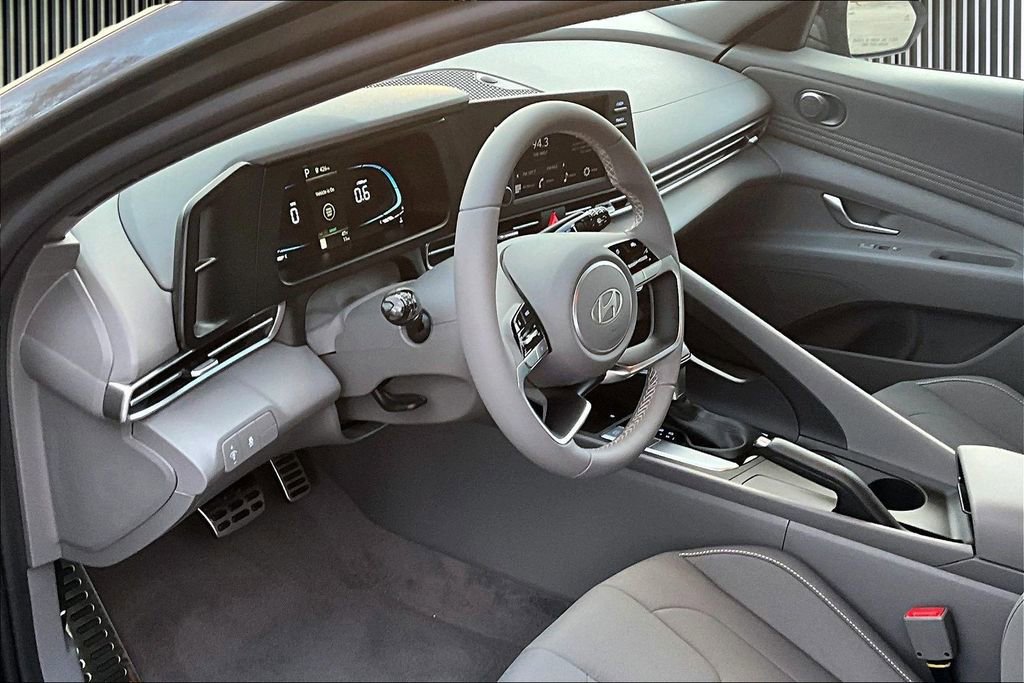 New 2026 Hyundai Elantra Sport image 7