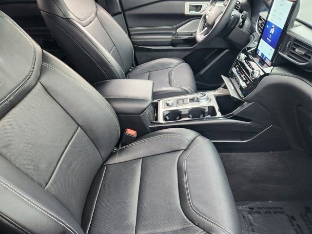 Used 2021 Ford Explorer ST w/ Equipment Group 401A image 19