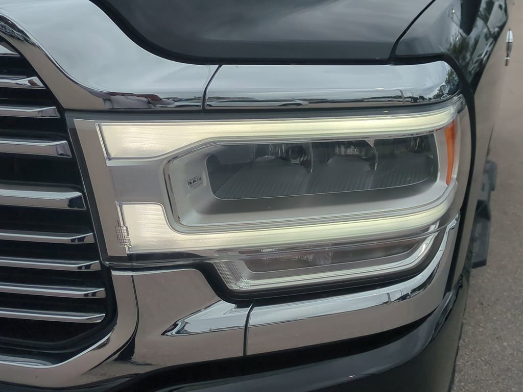 Used 2024 RAM 2500 Laramie image 11