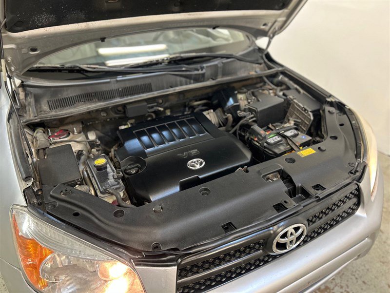 Used 2007 Toyota RAV4 Limited image 12