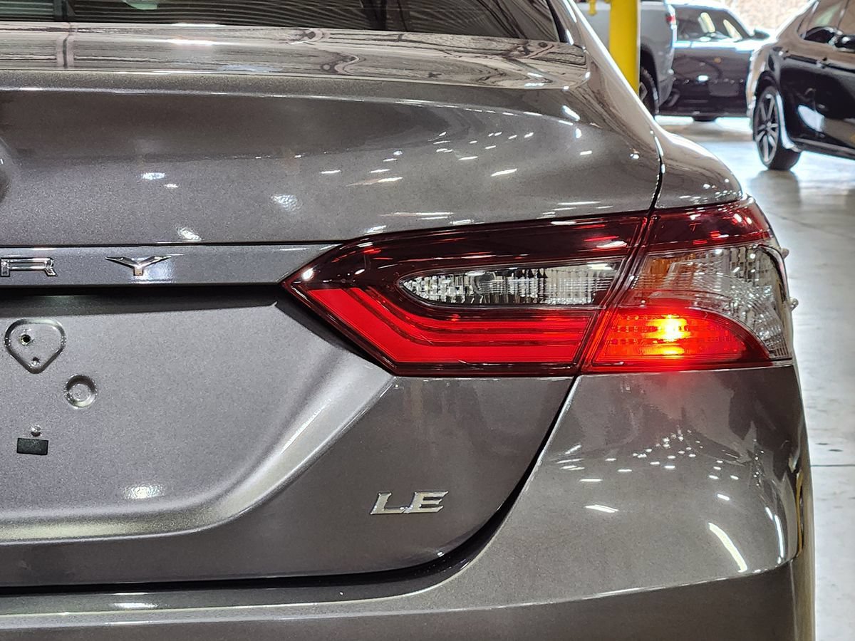 Used 2022 Toyota Camry LE FWD image 22