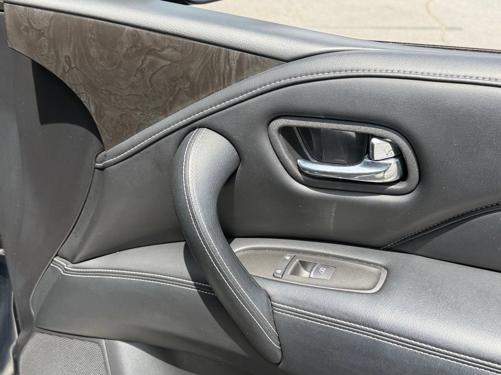 Used 2024 INFINITI QX80 Luxe RWD image 39