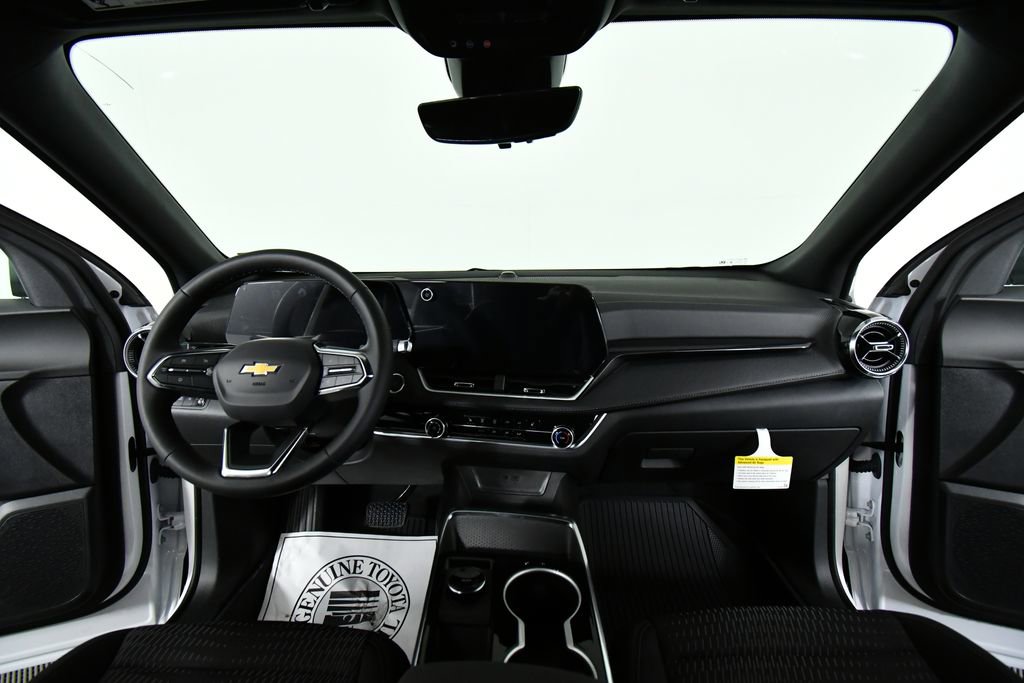 New 2026 Chevrolet Equinox LT image 18