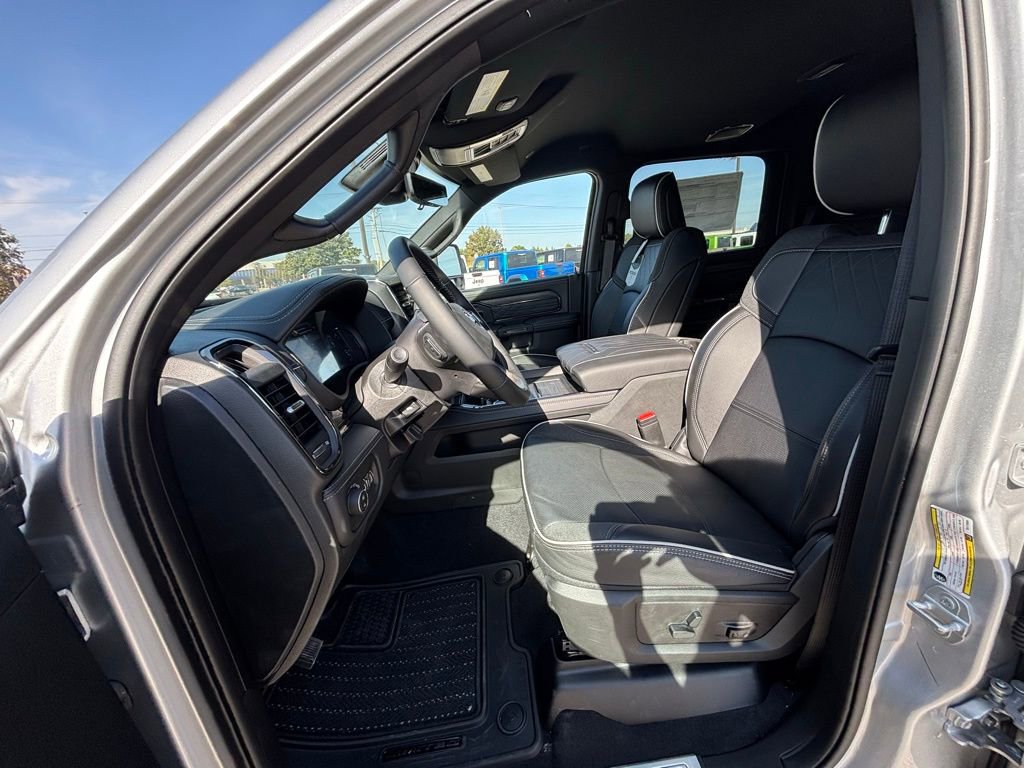 New 2026 RAM 3500 Limited image 12