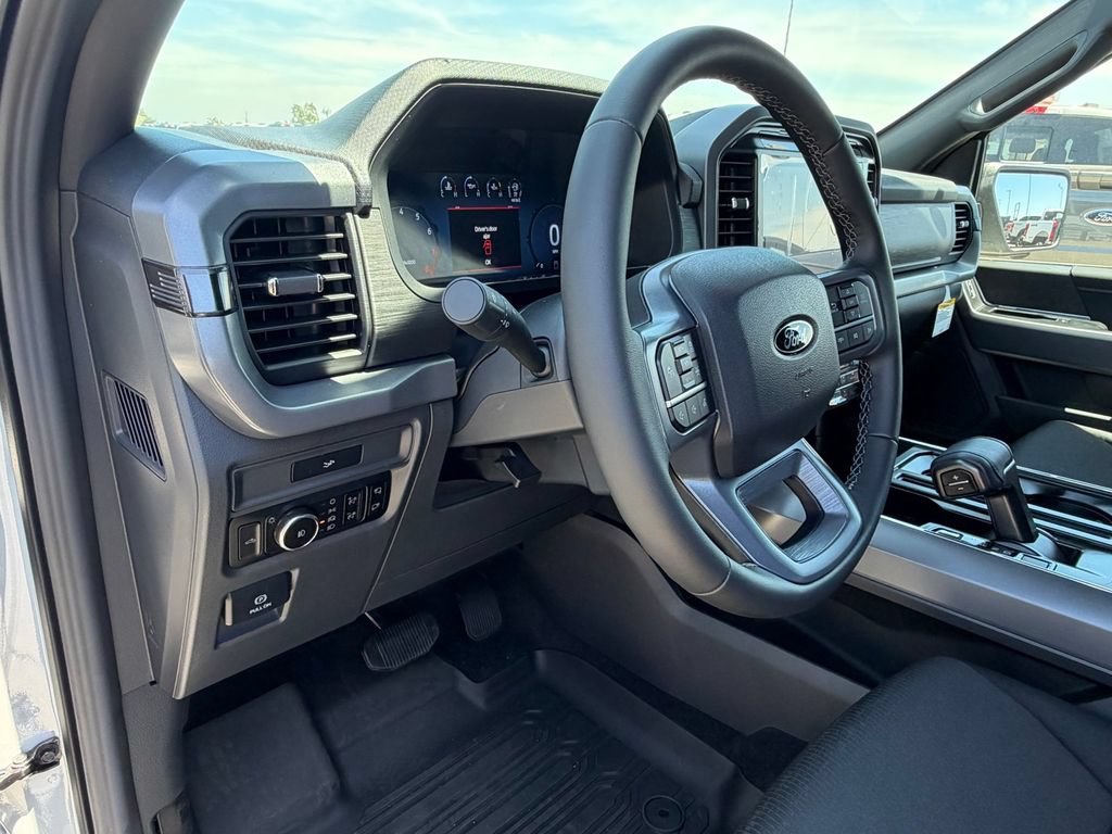 New 2026 Ford F150 XLT w/ Equipment Group 302A MID AWD/4WD image 27