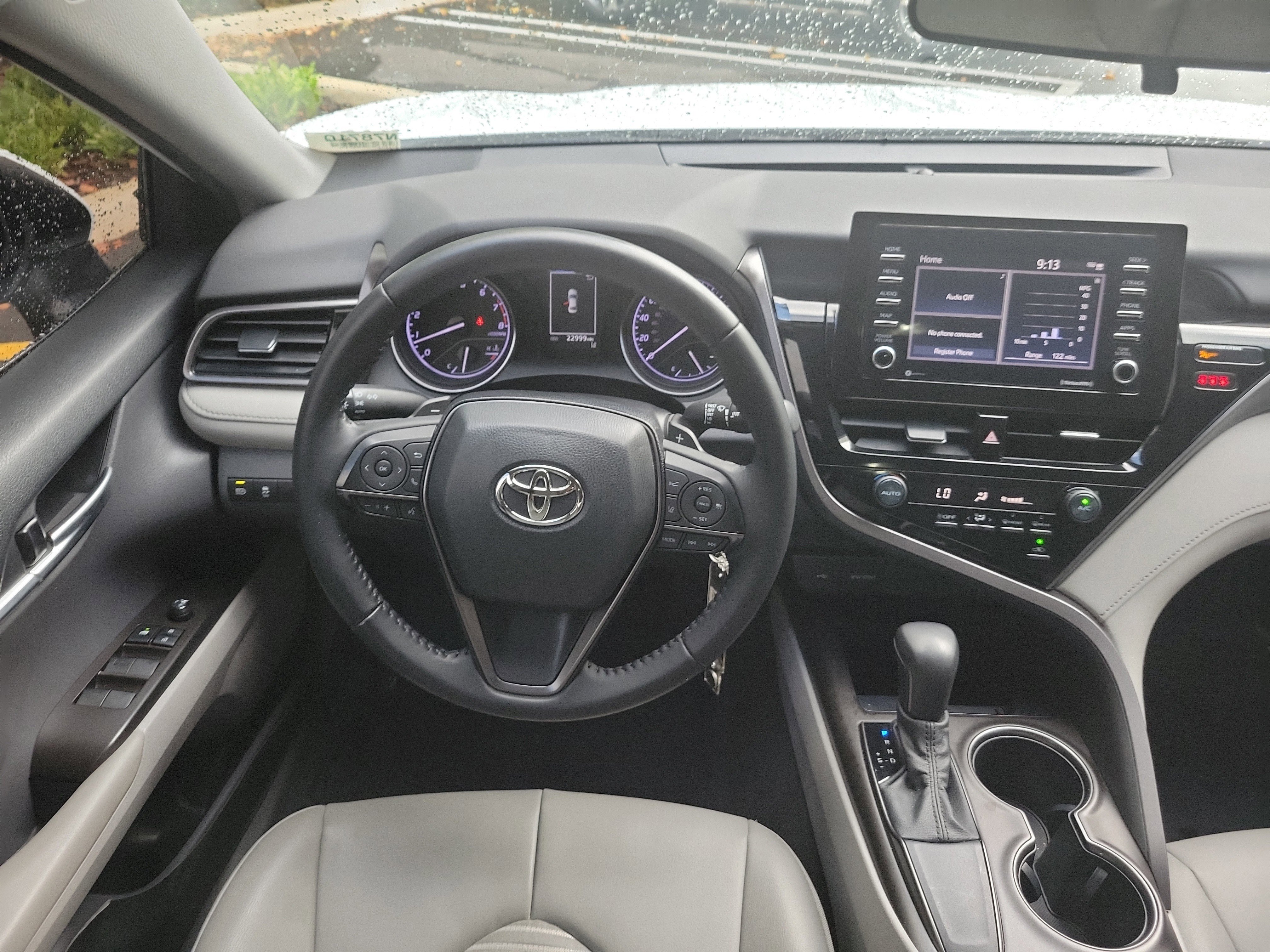 Used 2021 Toyota Camry SE FWD image 15