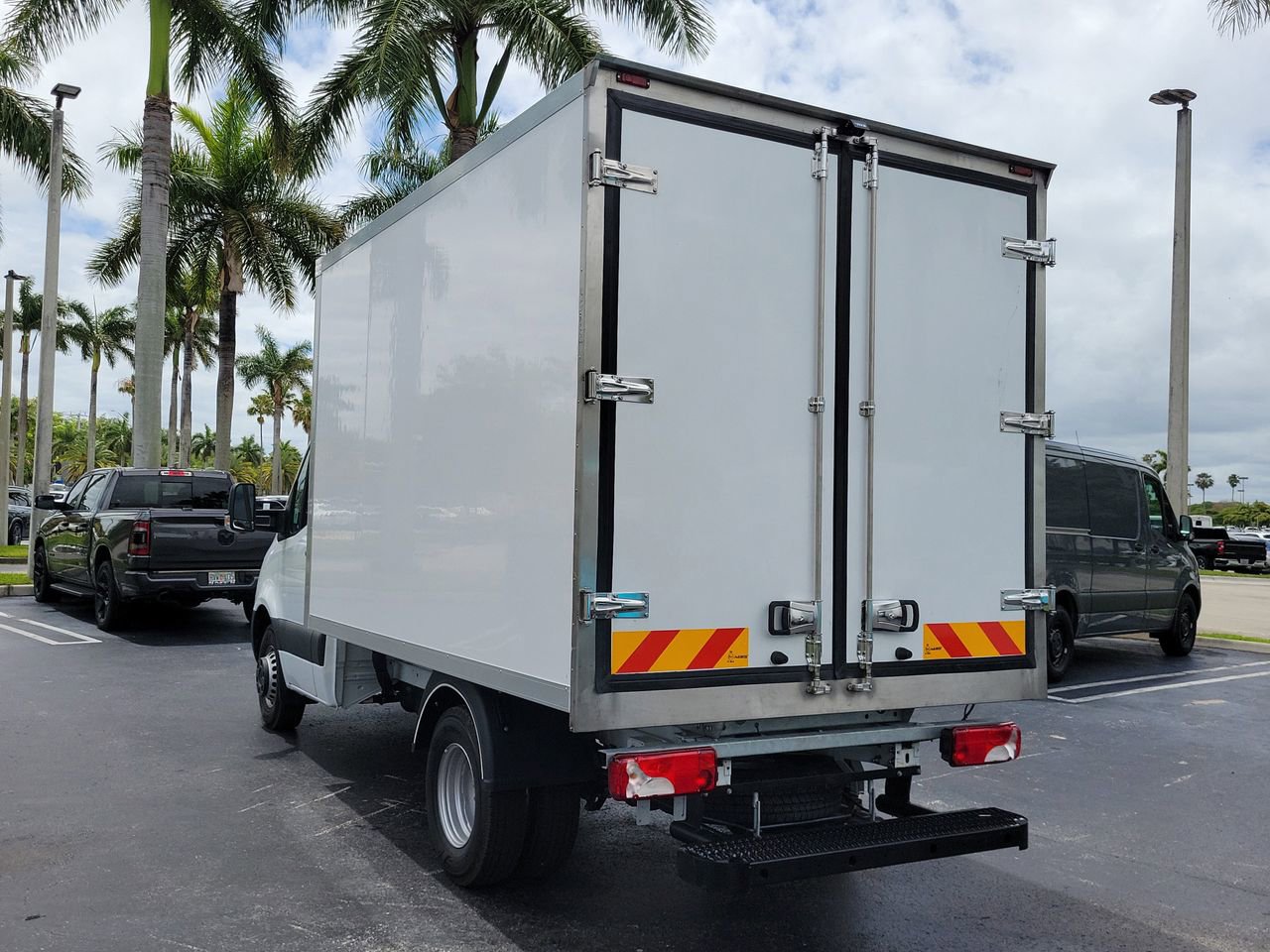 New 2024 Mercedes-Benz Sprinter 3500 image 9