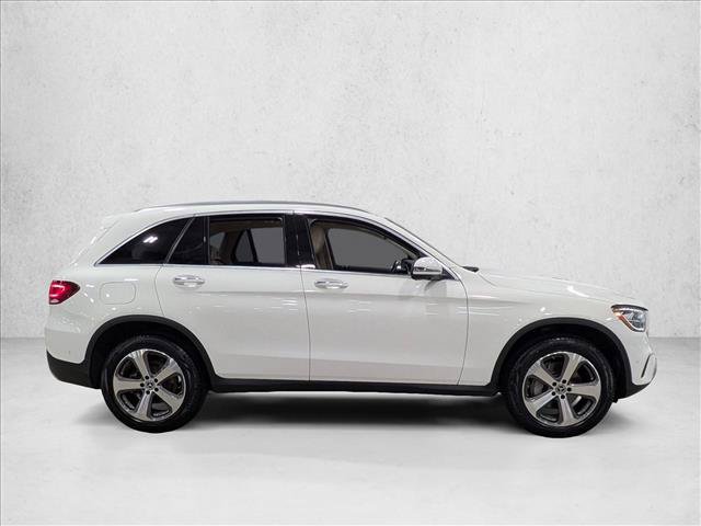 Used 2022 Mercedes-Benz GLC 300 4MATIC w/ Premium Package Lite image 4