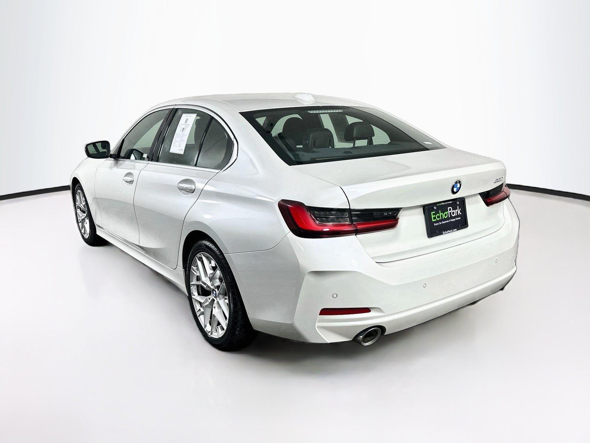 Used 2025 BMW 330i Sedan RWD image 5