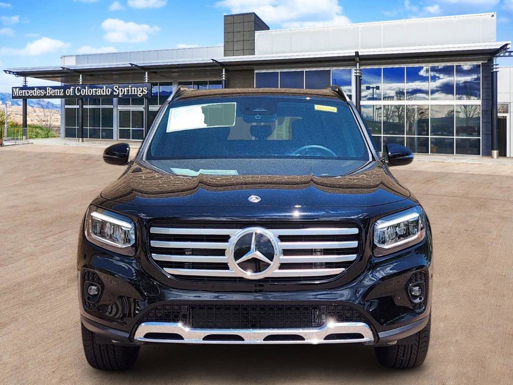 Used 2025 Mercedes-Benz GLB 250 GLB 250 image 2