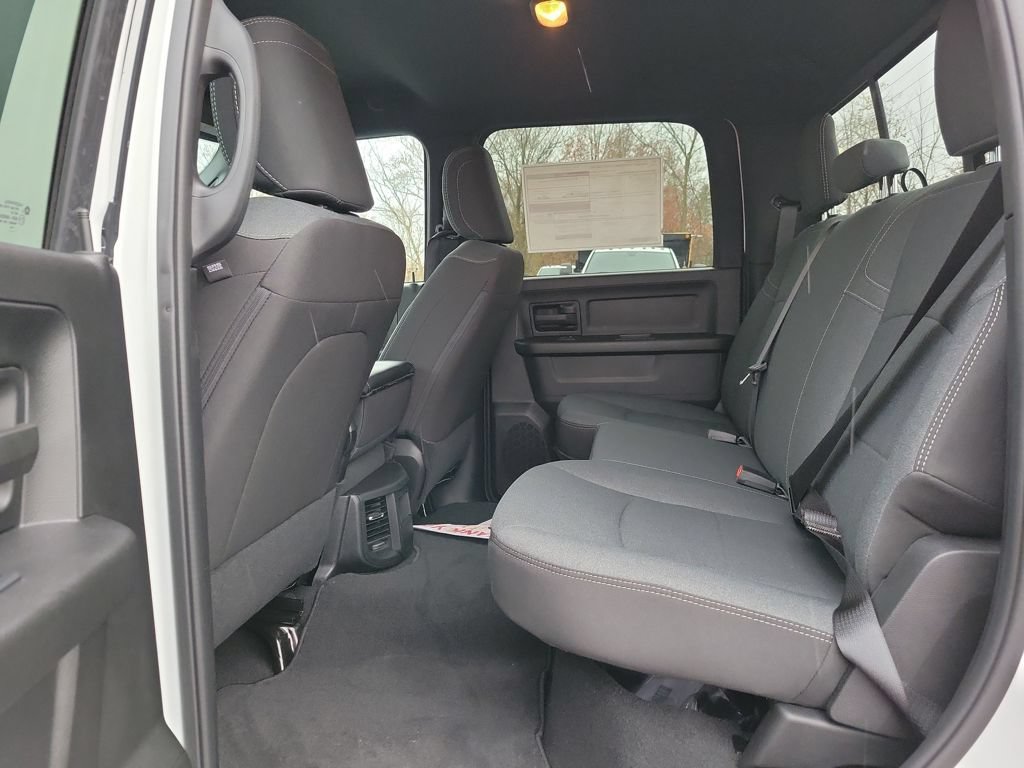New 2024 RAM 2500 Tradesman w/ Safety Group AWD/4WD image 9