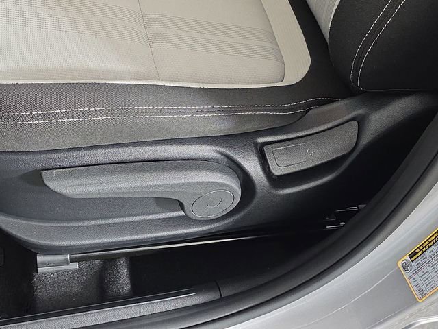 Used 2025 Hyundai Venue SEL image 35