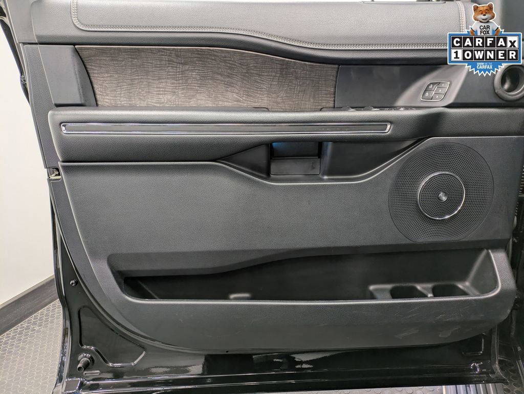 Used 2020 Ford Expedition Limited w/ Equipment Group 302A image 8