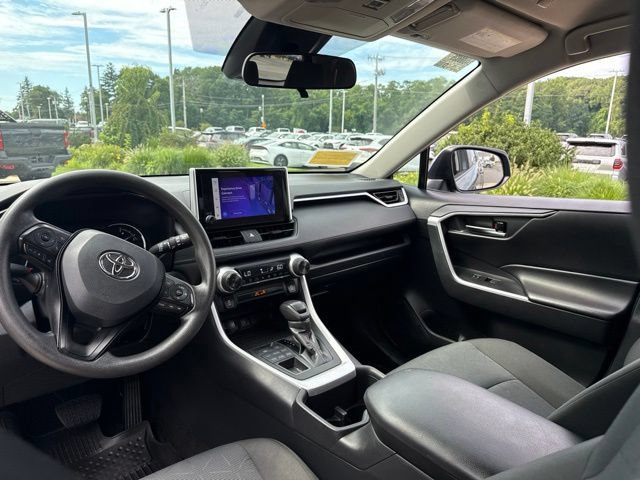 Used 2024 Toyota RAV4 XLE AWD/4WD image 26