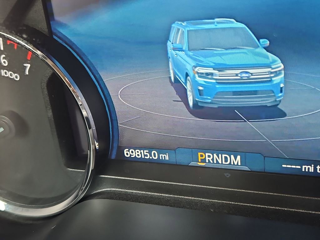 Used 2023 Ford Expedition Limited image 7