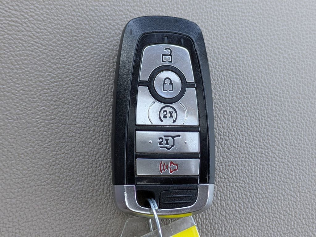 Used 2024 Ford Expedition Limited AWD/4WD image 32