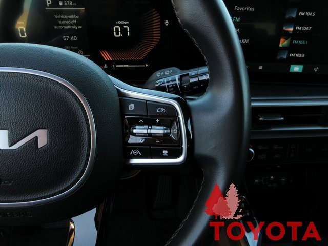 Used 2024 Kia Sorento S image 16