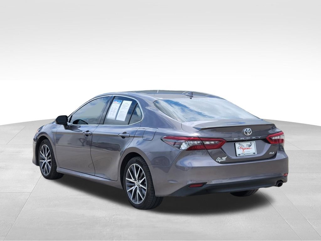 Used 2024 Toyota Camry XLE FWD image 5