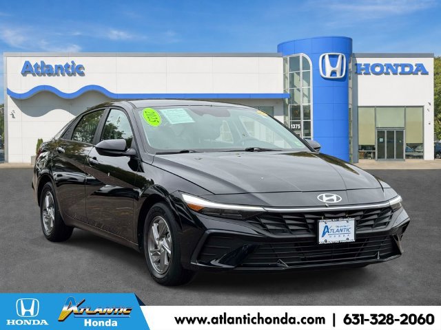 Used 2025 Hyundai Elantra SE