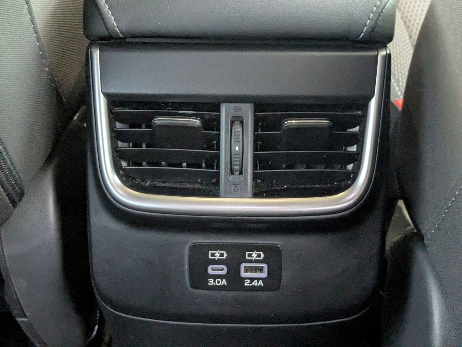 Used 2025 Subaru Outback Premium AWD/4WD image 25