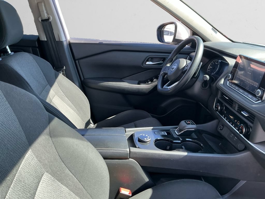 Used 2024 Nissan Rogue SV AWD/4WD image 15