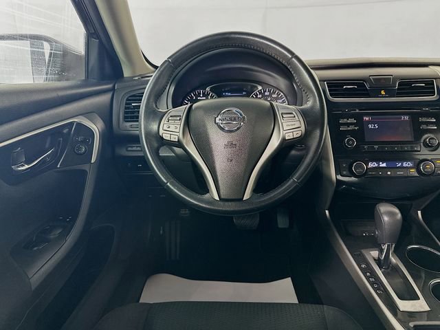 Used 2014 Nissan Altima 2.5 SV FWD image 22
