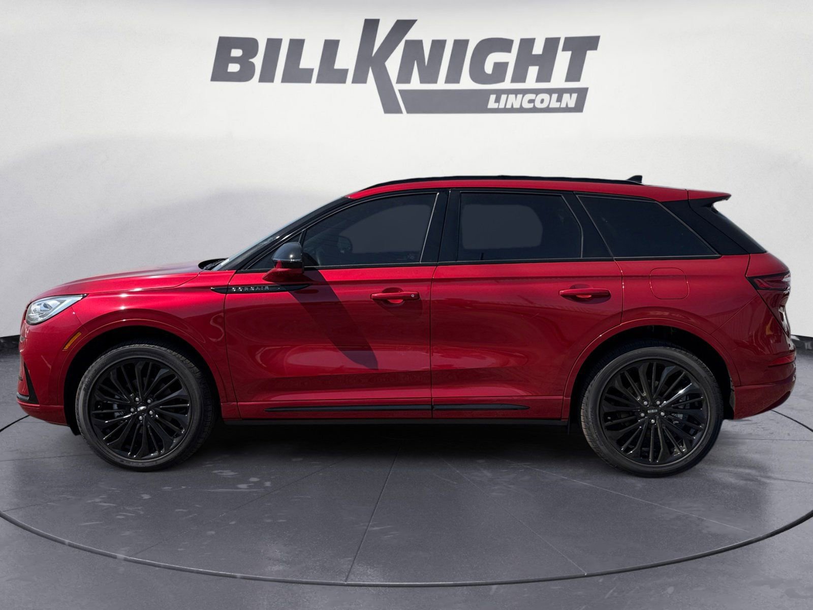 New 2026 Lincoln Corsair Reserve w/ Jet Appearance Package image 2