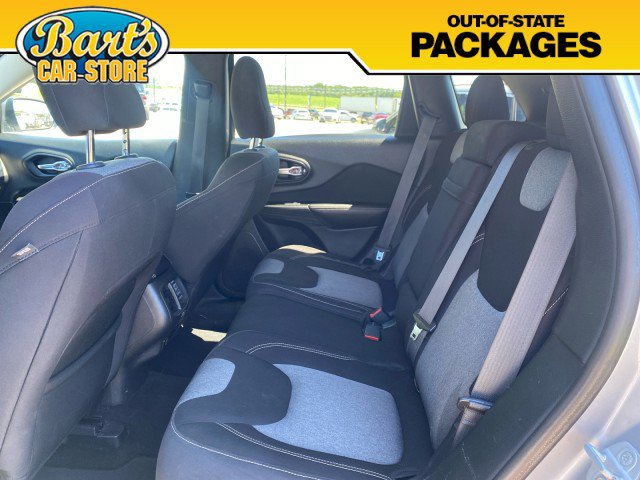 Used 2014 Jeep Cherokee Latitude FWD image 18