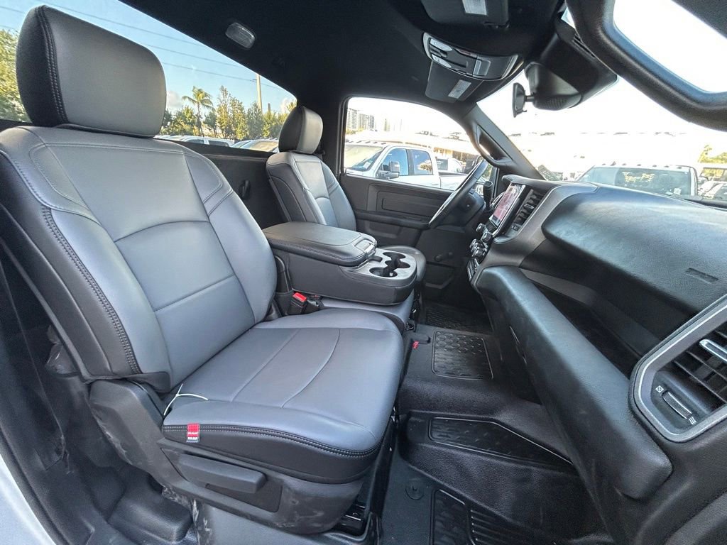 New 2025 RAM 3500 Tradesman image 25