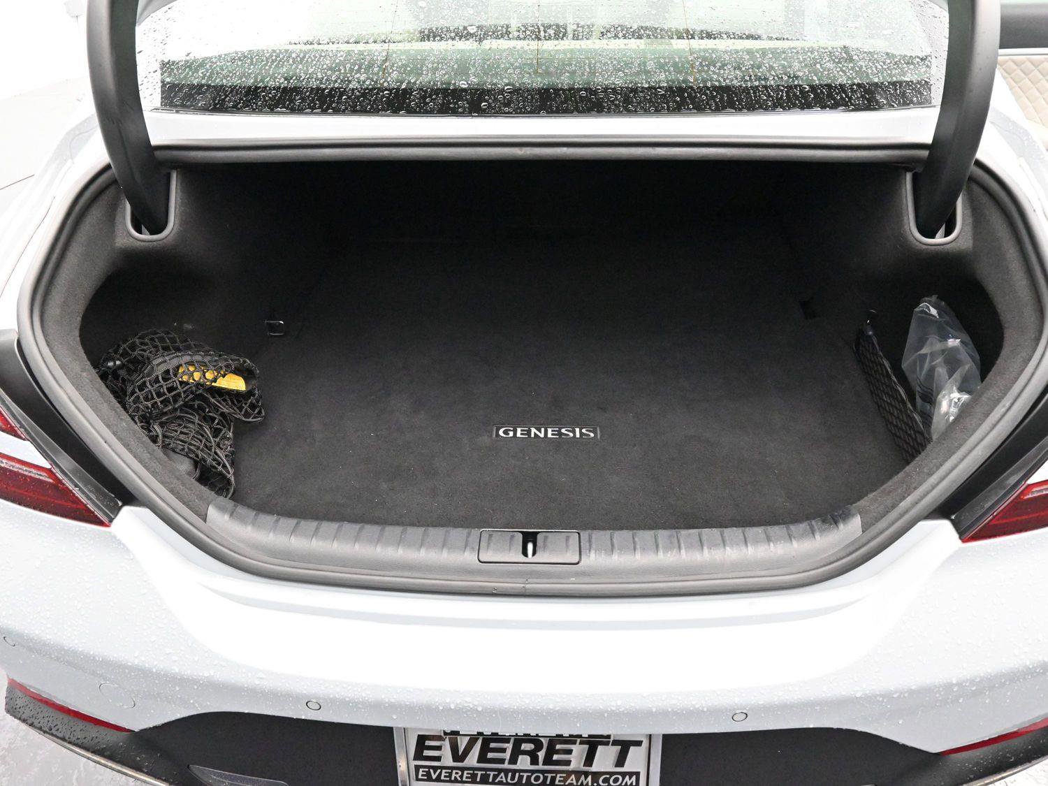 Used 2022 Genesis G70 3.3T w/ Sport Prestige Package image 9