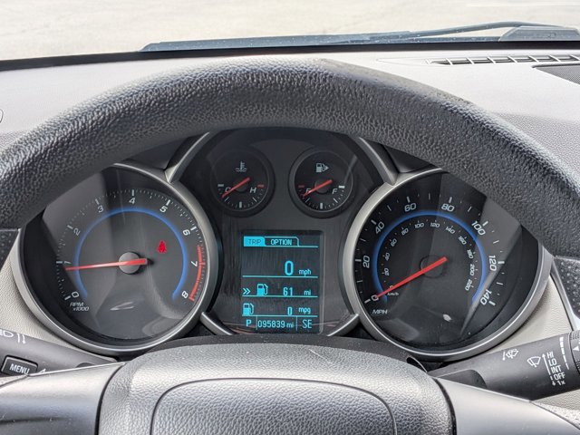 Used 2016 Chevrolet Cruze LS image 10